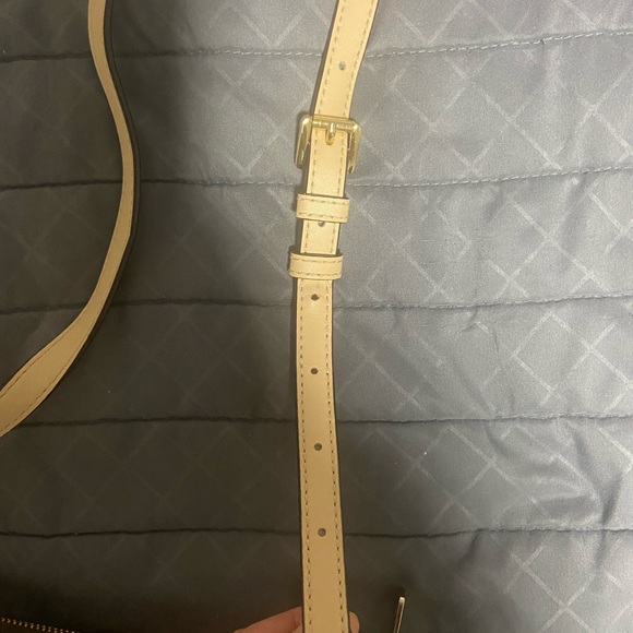 Michael kors double zipped crossbody - Picture 8 of 10